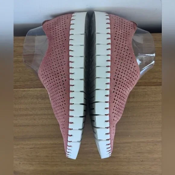 Jeffrey Campbell Tiles Slip-On Pink Perforated Sneakers sz 8 EUC - Picture 8 of 10